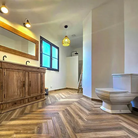 New House With Indoor Pool In Balagne *